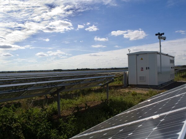 EMERSON SPV GRID INVERTER SOLUTION CHOSEN FOR UK’S LARGEST SUN PARK